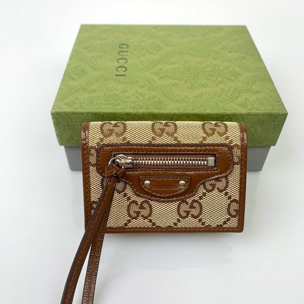NIB Gucci x Balenciaga collaboration The Hacker Project Wallet